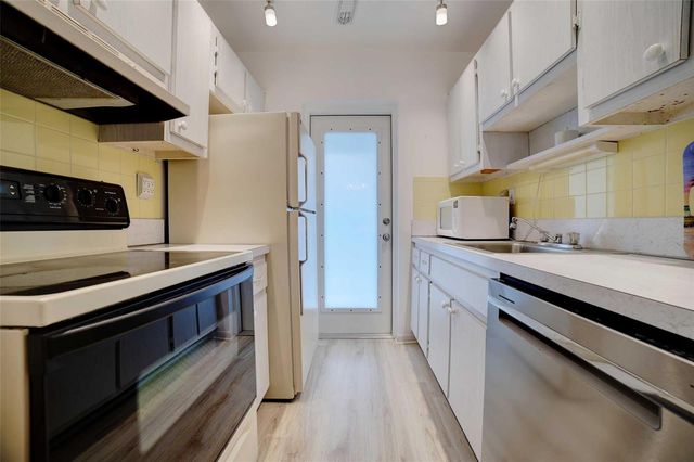1801 Ocean Drive 201, Boynton Beach, FL 33426