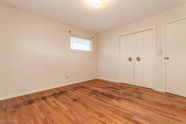 73 E Parkleigh Drive, Seven Hills, OH 44131