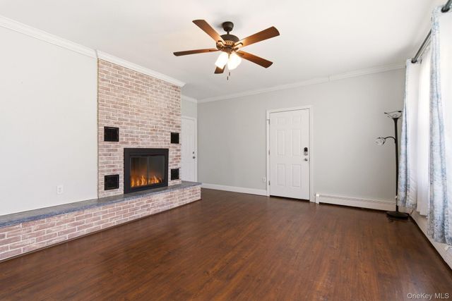 22 Wiggins Street, Ronkonkoma, NY 11779
