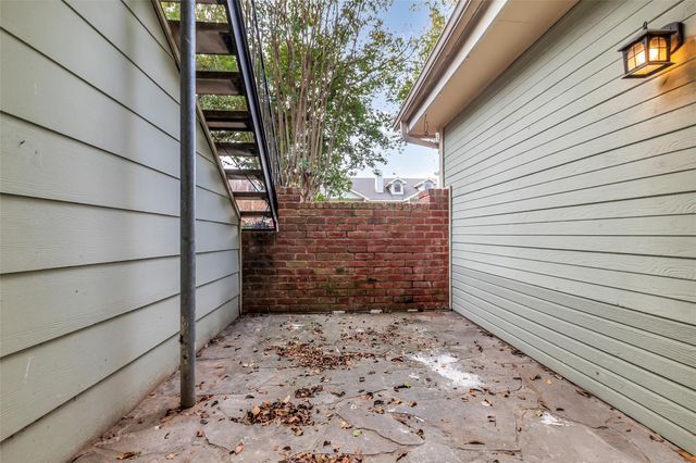 4900 Floyd Street 10, Houston, TX 77007