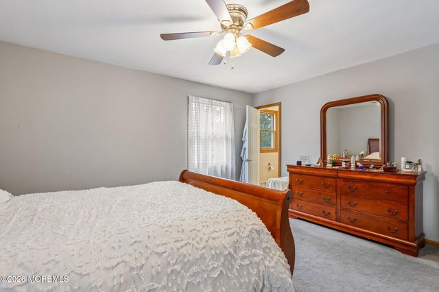 89 Bark Street, Toms River, NJ 08753