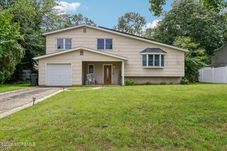 89 Bark Street, Toms River, NJ 08753