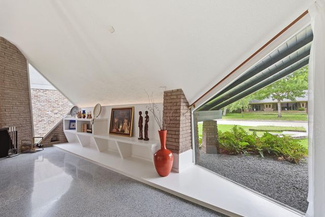 4603 Ivanhoe Street, Houston, TX 77027