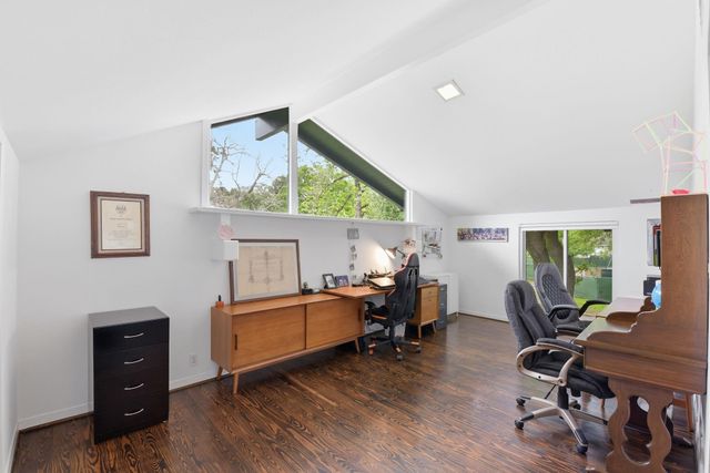 4603 Ivanhoe Street, Houston, TX 77027