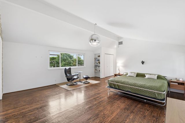 4603 Ivanhoe Street, Houston, TX 77027