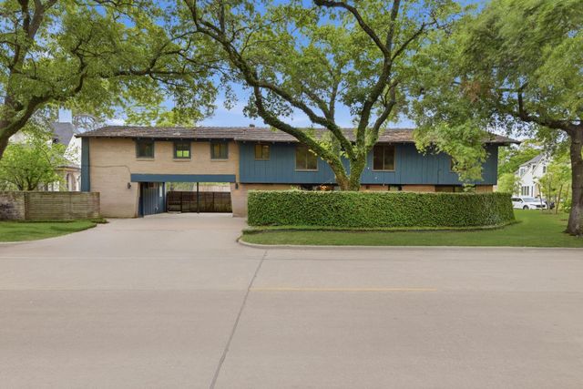 4603 Ivanhoe Street, Houston, TX 77027