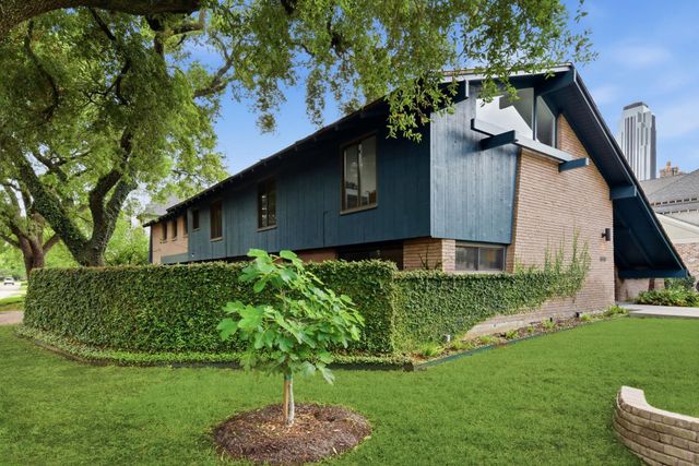 4603 Ivanhoe Street, Houston, TX 77027