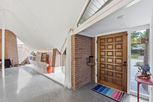 4603 Ivanhoe Street, Houston, TX 77027