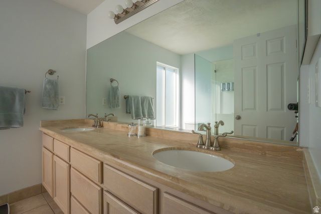 481 E WATERFORD WAY, Midvale, UT 84047