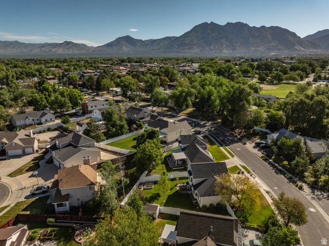 481 E WATERFORD WAY, Midvale, UT 84047