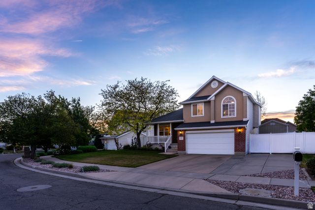 481 E WATERFORD WAY, Midvale, UT 84047