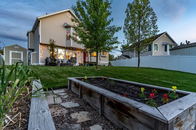 481 E WATERFORD WAY, Midvale, UT 84047