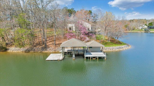 232 Peninsula DR, Moneta, VA 24121
