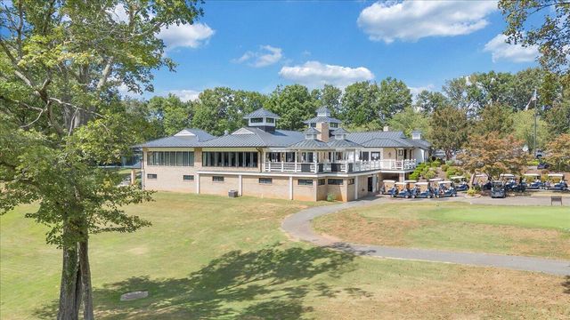 232 Peninsula DR, Moneta, VA 24121