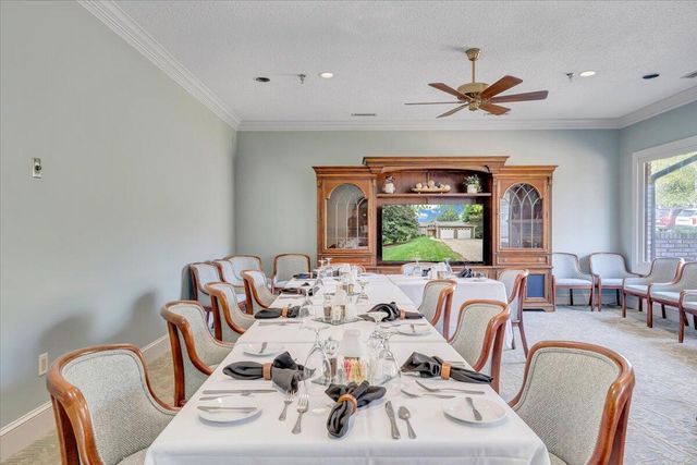 232 Peninsula DR, Moneta, VA 24121