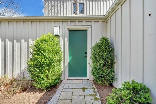 232 Peninsula DR, Moneta, VA 24121