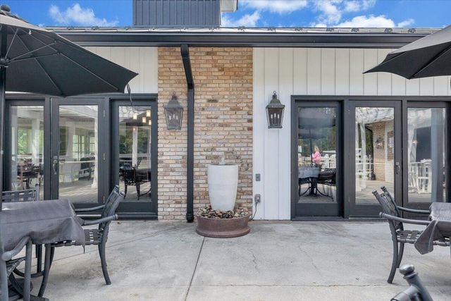 232 Peninsula DR, Moneta, VA 24121