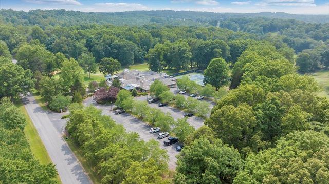 232 Peninsula DR, Moneta, VA 24121