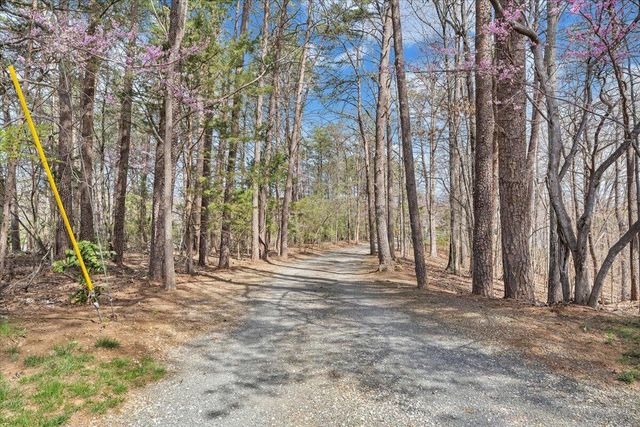 232 Peninsula DR, Moneta, VA 24121