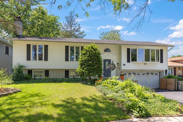 8064 Carlisle Drive, Hanover Park, IL 60133
