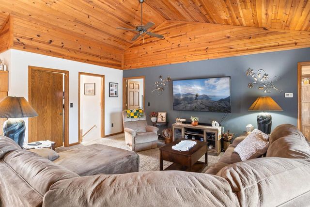 N5664 Sondalle Lane, Princeton, WI 54968