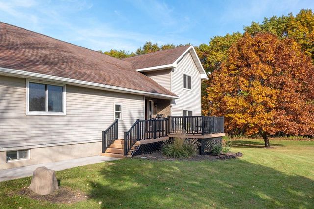 N5664 Sondalle Lane, Princeton, WI 54968