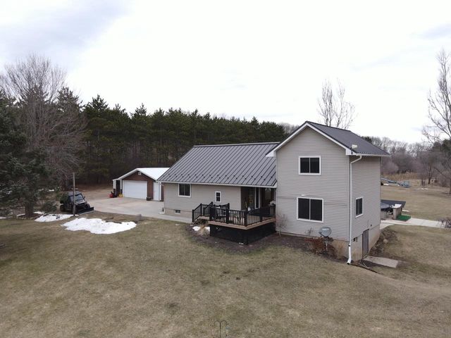 N5664 Sondalle Lane, Princeton, WI 54968