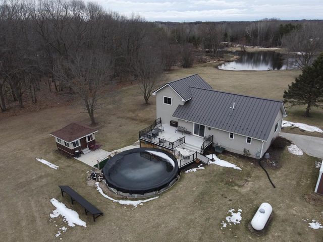 N5664 Sondalle Lane, Princeton, WI 54968