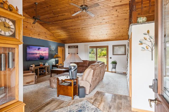 N5664 Sondalle Lane, Princeton, WI 54968