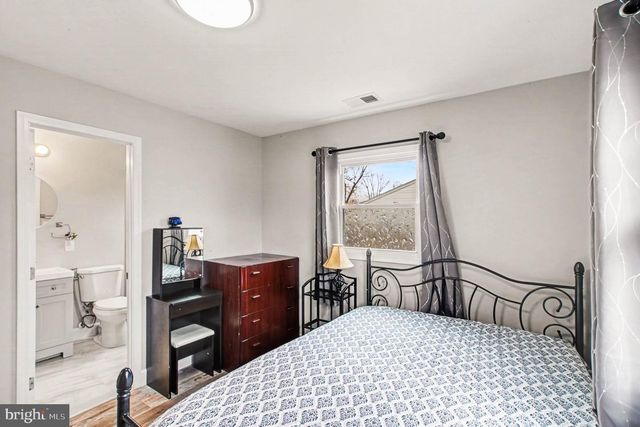 1229 E LONGVIEW DR, Woodbridge, VA 22191