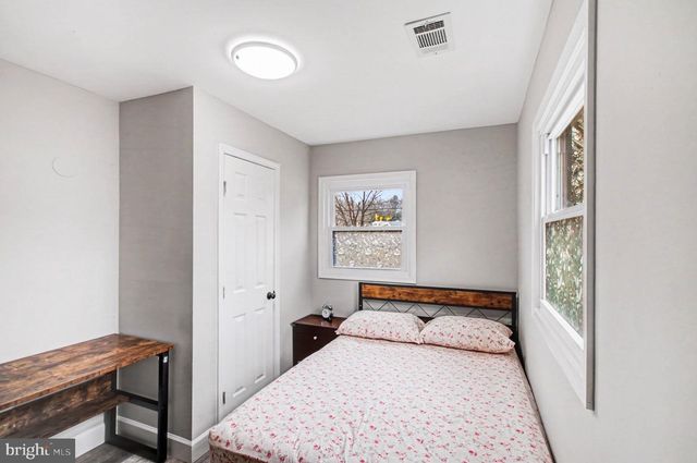 1229 E LONGVIEW DR, Woodbridge, VA 22191