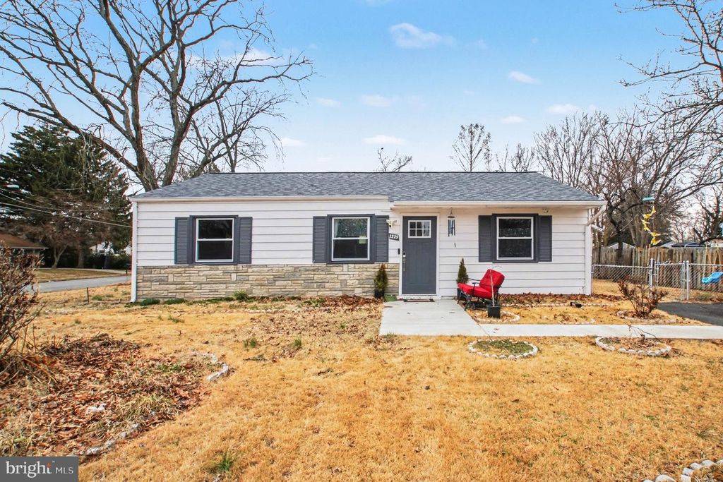1229 E LONGVIEW DR, Woodbridge, VA 22191