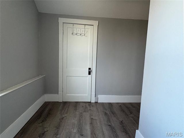 729 Luckystone Avenue, St Louis, MO 63122