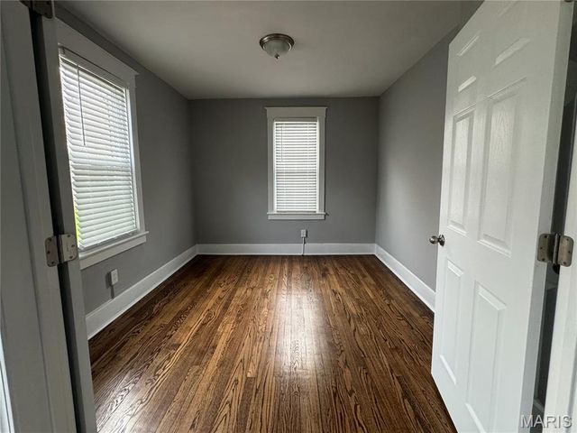 729 Luckystone Avenue, St Louis, MO 63122