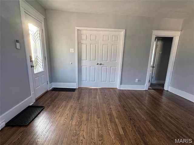 729 Luckystone Avenue, St Louis, MO 63122