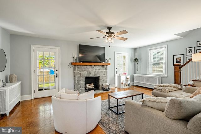 915 WEST CHESTER PIKE, West Chester, PA 19380