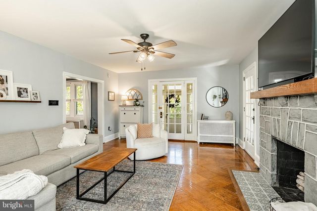 915 WEST CHESTER PIKE, West Chester, PA 19380