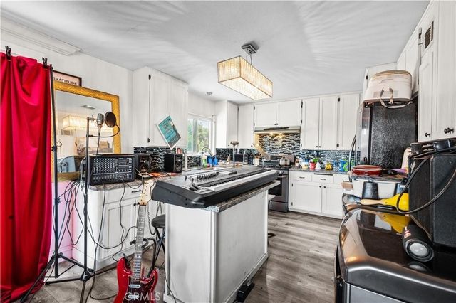 2517 W Beverly Boulevard, Montebello, CA 90640