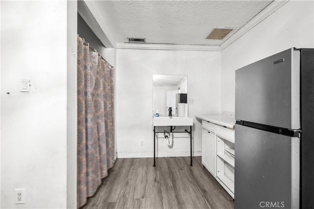 2517 W Beverly Boulevard, Montebello, CA 90640