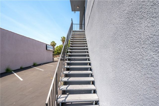 2517 W Beverly Boulevard, Montebello, CA 90640