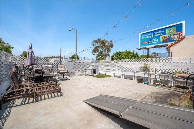 2517 W Beverly Boulevard, Montebello, CA 90640