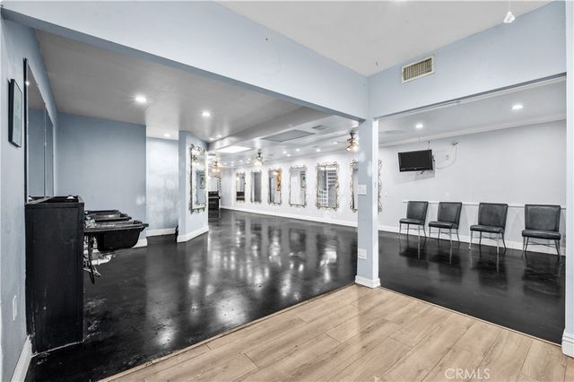 2517 W Beverly Boulevard, Montebello, CA 90640