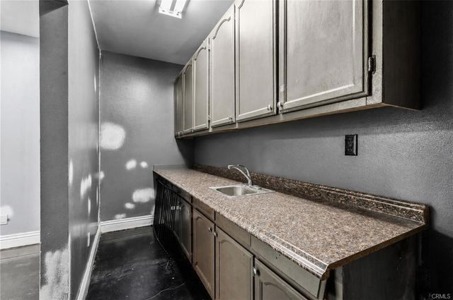 2517 W Beverly Boulevard, Montebello, CA 90640