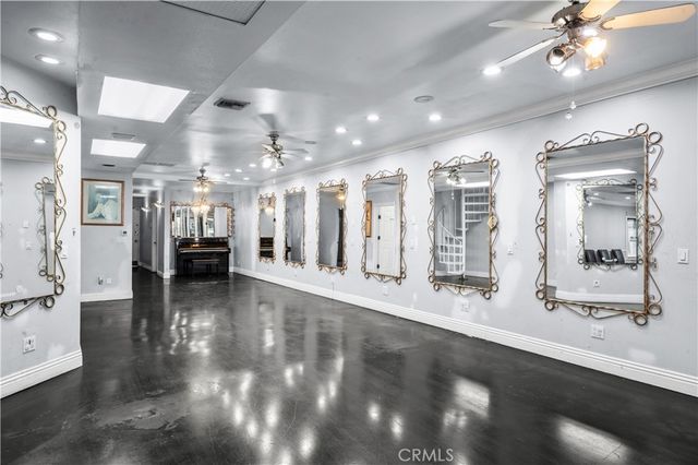 2517 W Beverly Boulevard, Montebello, CA 90640