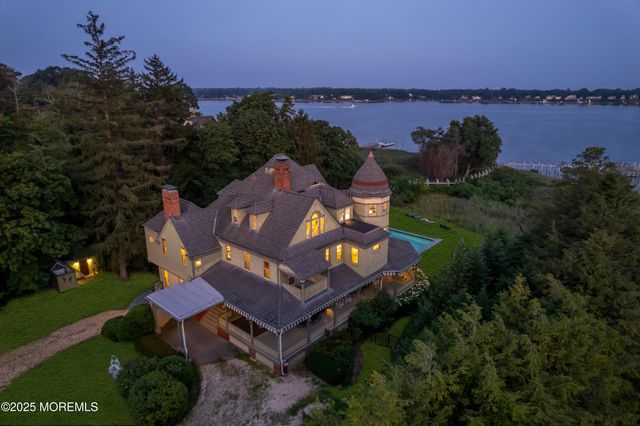 458 Navesink River Road, Red Bank, NJ 07701