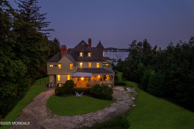 458 Navesink River Road, Red Bank, NJ 07701