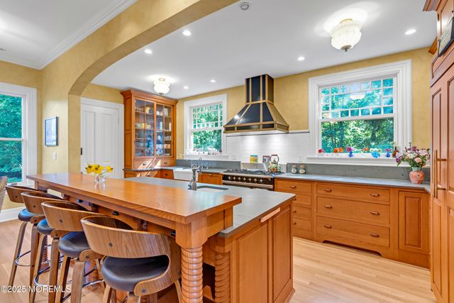 458 Navesink River Road, Red Bank, NJ 07701