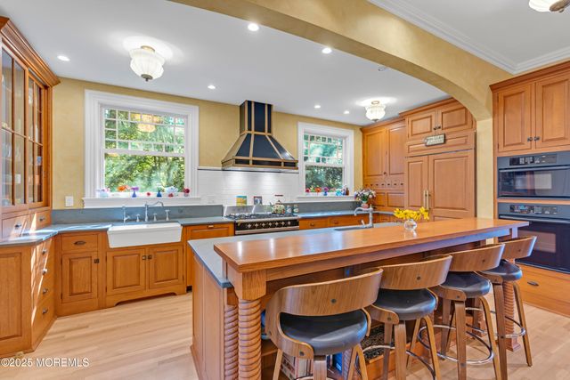 458 Navesink River Road, Red Bank, NJ 07701