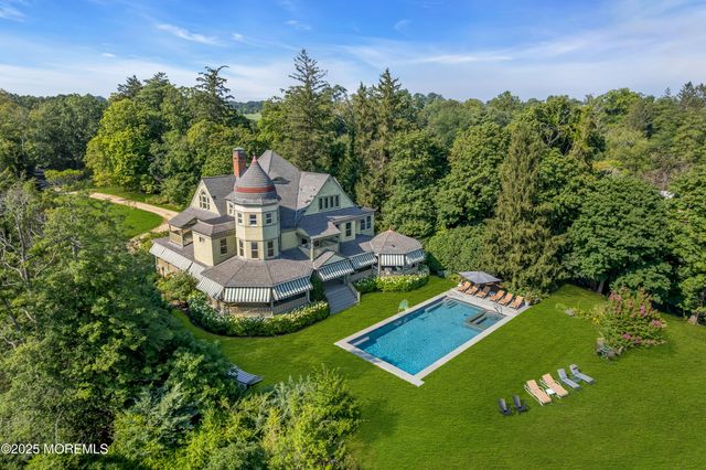 458 Navesink River Road, Red Bank, NJ 07701
