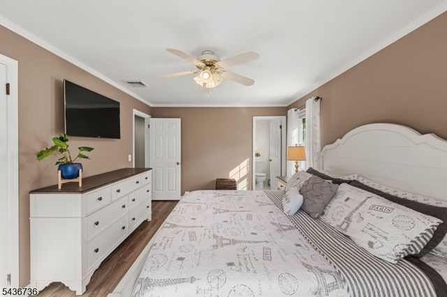 97 Beacon Hill Rd, Washington Twp., NJ 07830